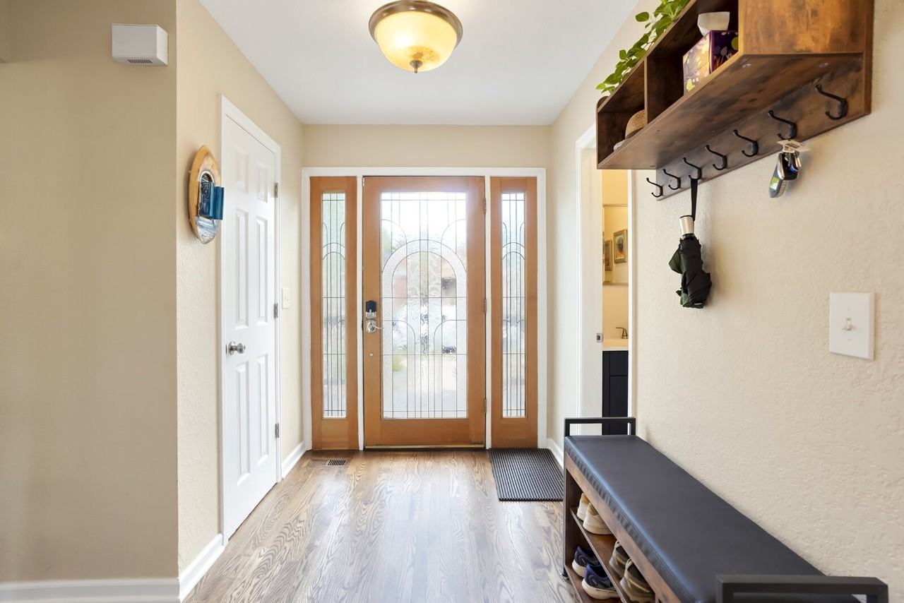 481 S Washington St - Photo 7 of 31