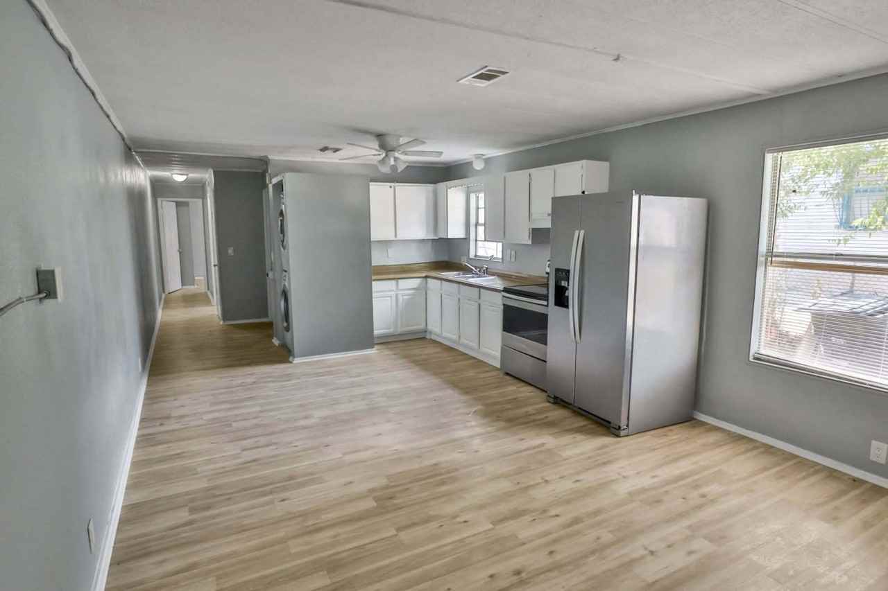 1410 Avant Ave Apt 2 - Photo 3 of 15