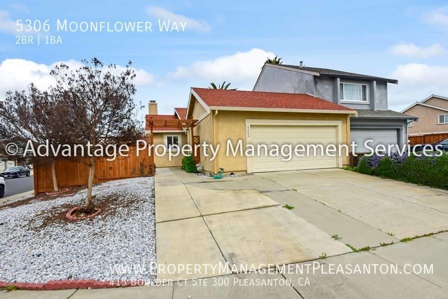 5306 Moonflower Way - Photo 2 of 20