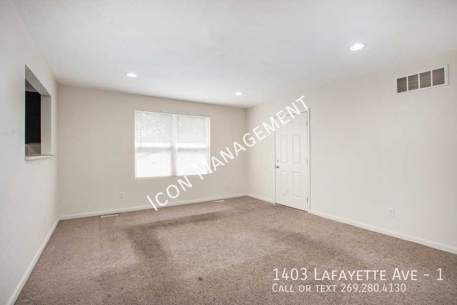 1403 Lafayette Ave #1 - Photo 3 of 20