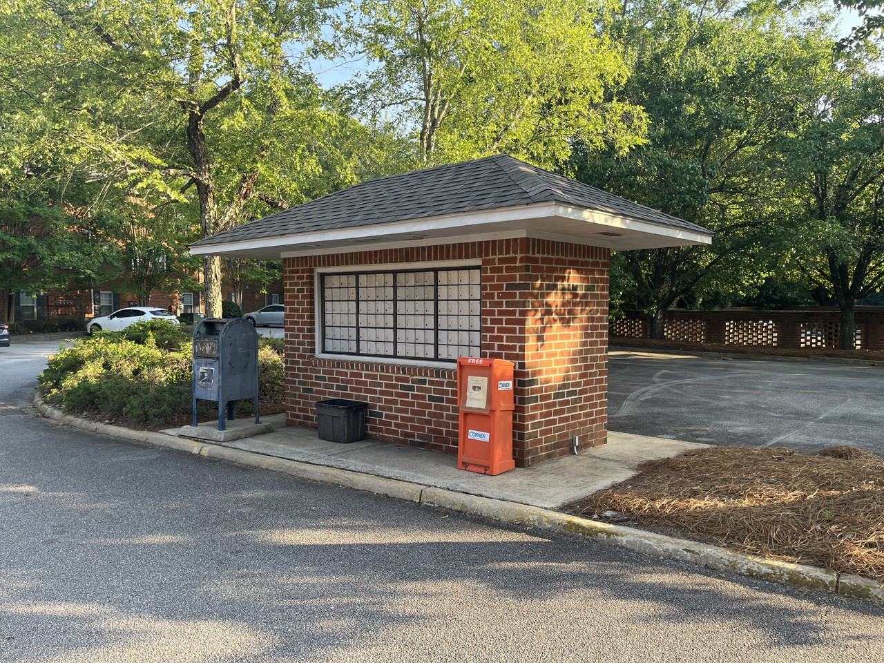 148 E University Dr #B101 - Photo 4 of 13