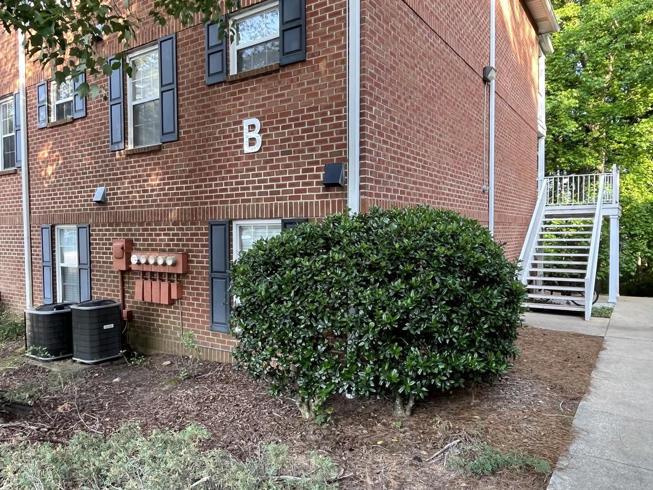 148 E University Dr #B101 - Photo 6 of 13