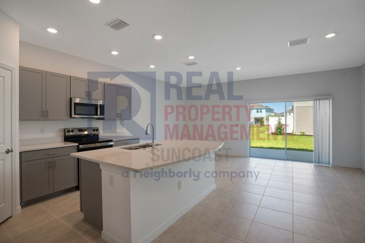 8709 Winter Breeze Way - Photo 6 of 24