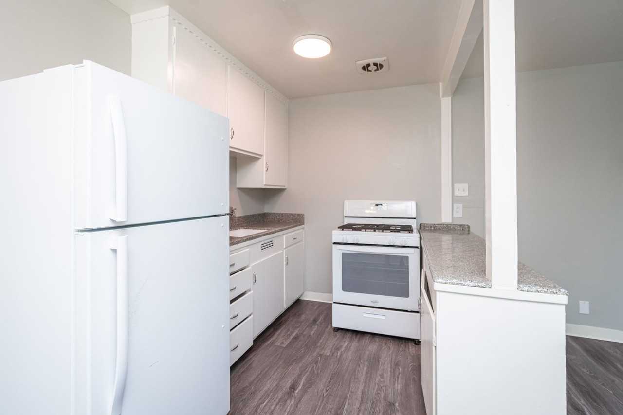 Affordable Living in the Heart of Sacramento! - Photo 6 of 22