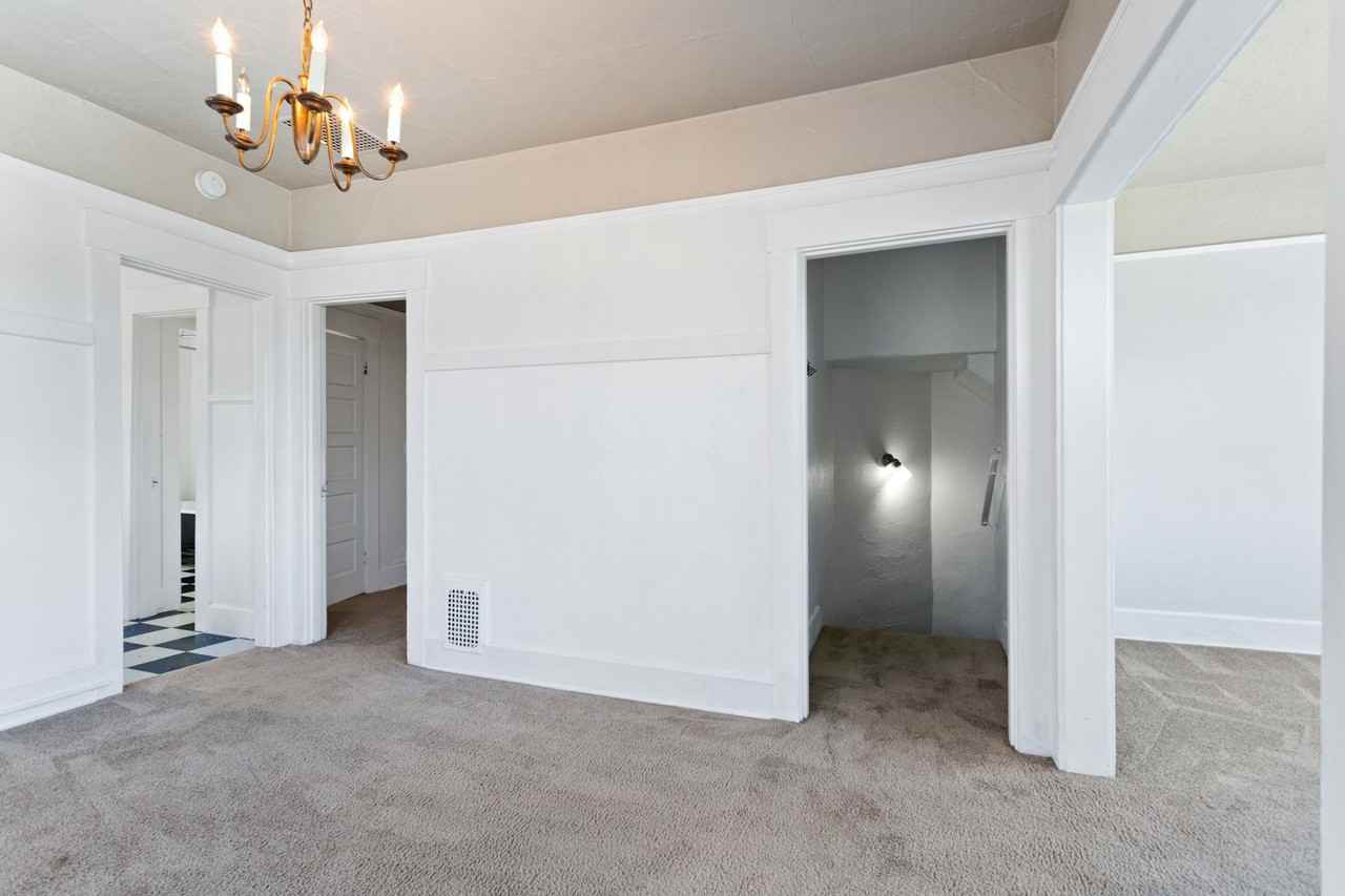 2320 Sw Osage St - Photo 2 of 44