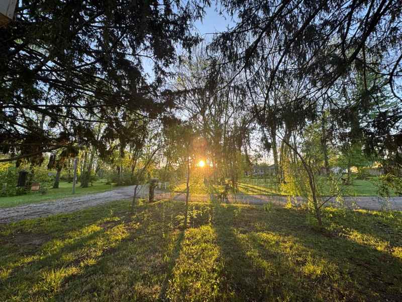 7240 N Temple Ave - Photo 2 of 36