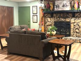 featured image of 828 W 51st St