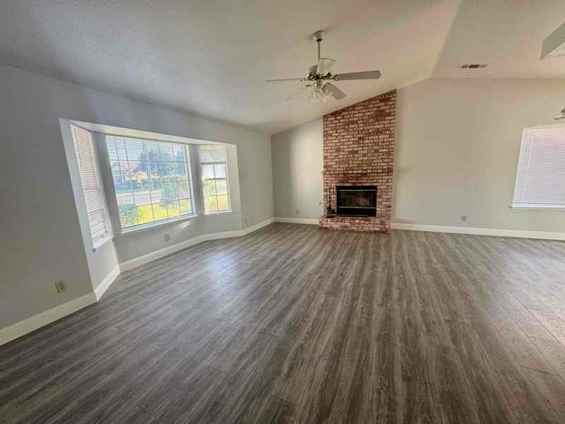 20396 American Ave - Photo 2 of 2