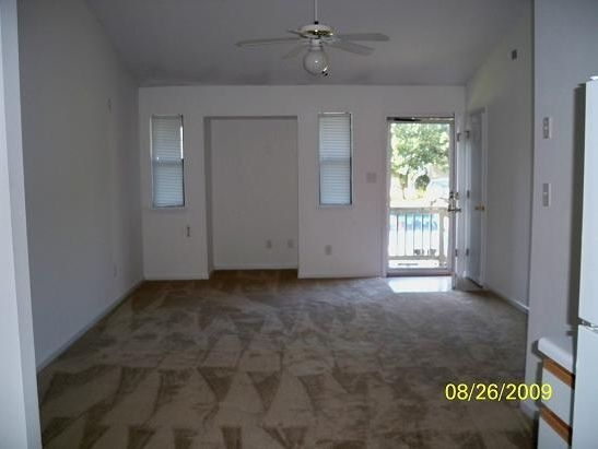 214 Wyndham Circle #A - Photo 2 of 10