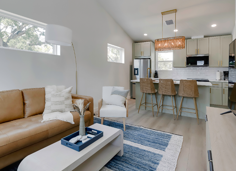 850 24th Ave N #2 - Photo 2 of 20