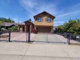 featured image of 1703 Diablo Creek Dr