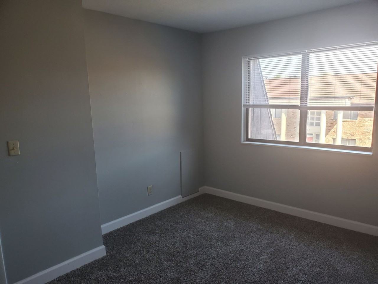 720 W Centennial Ave - Photo 2 of 10