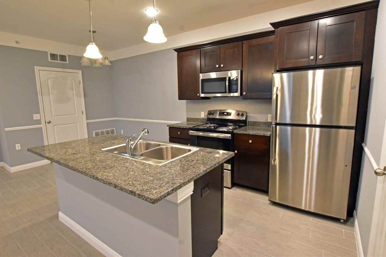 8596 Grove Dr - Photo 4 of 27