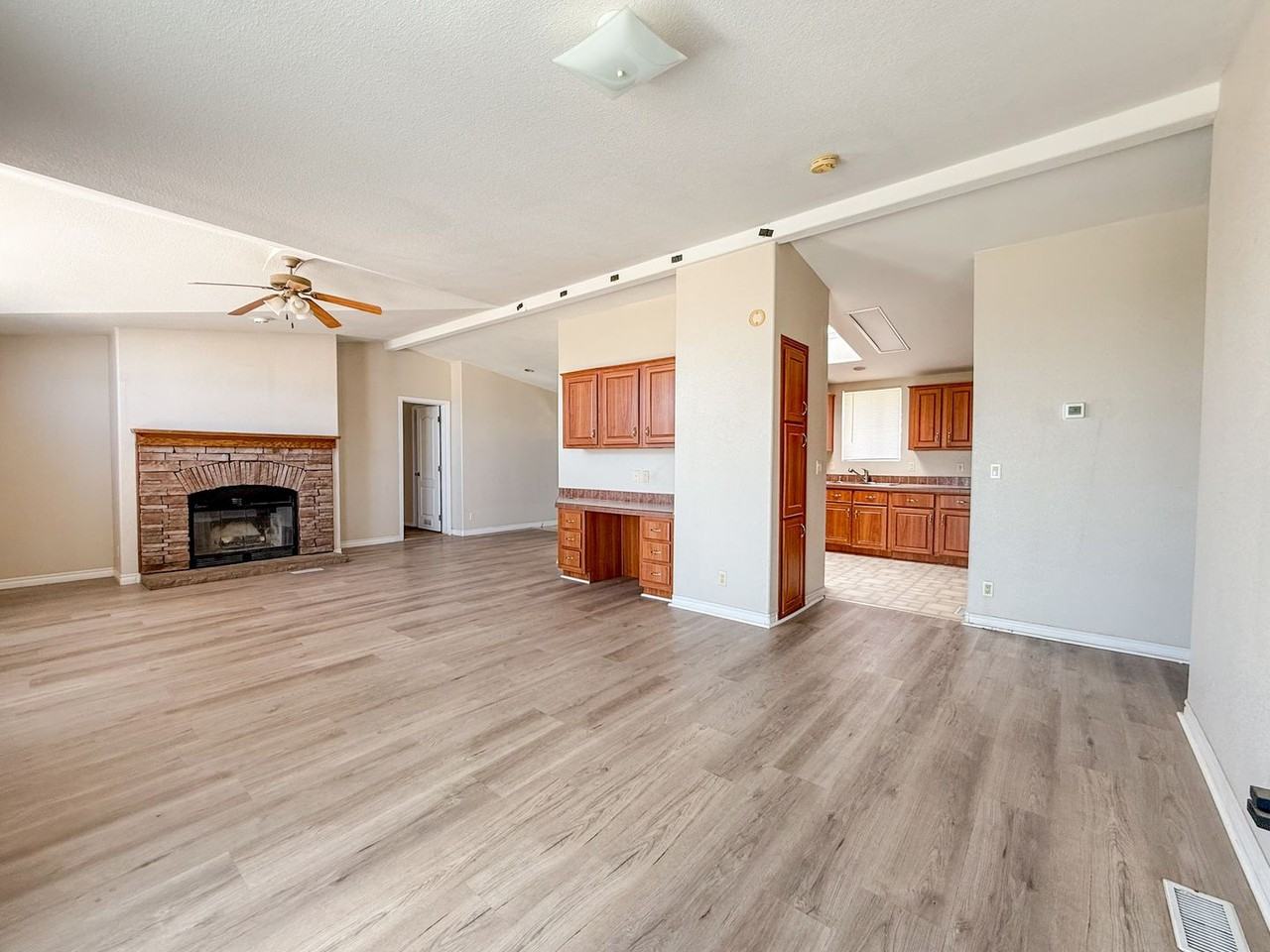74804 Amboy Rd - Photo 2 of 27