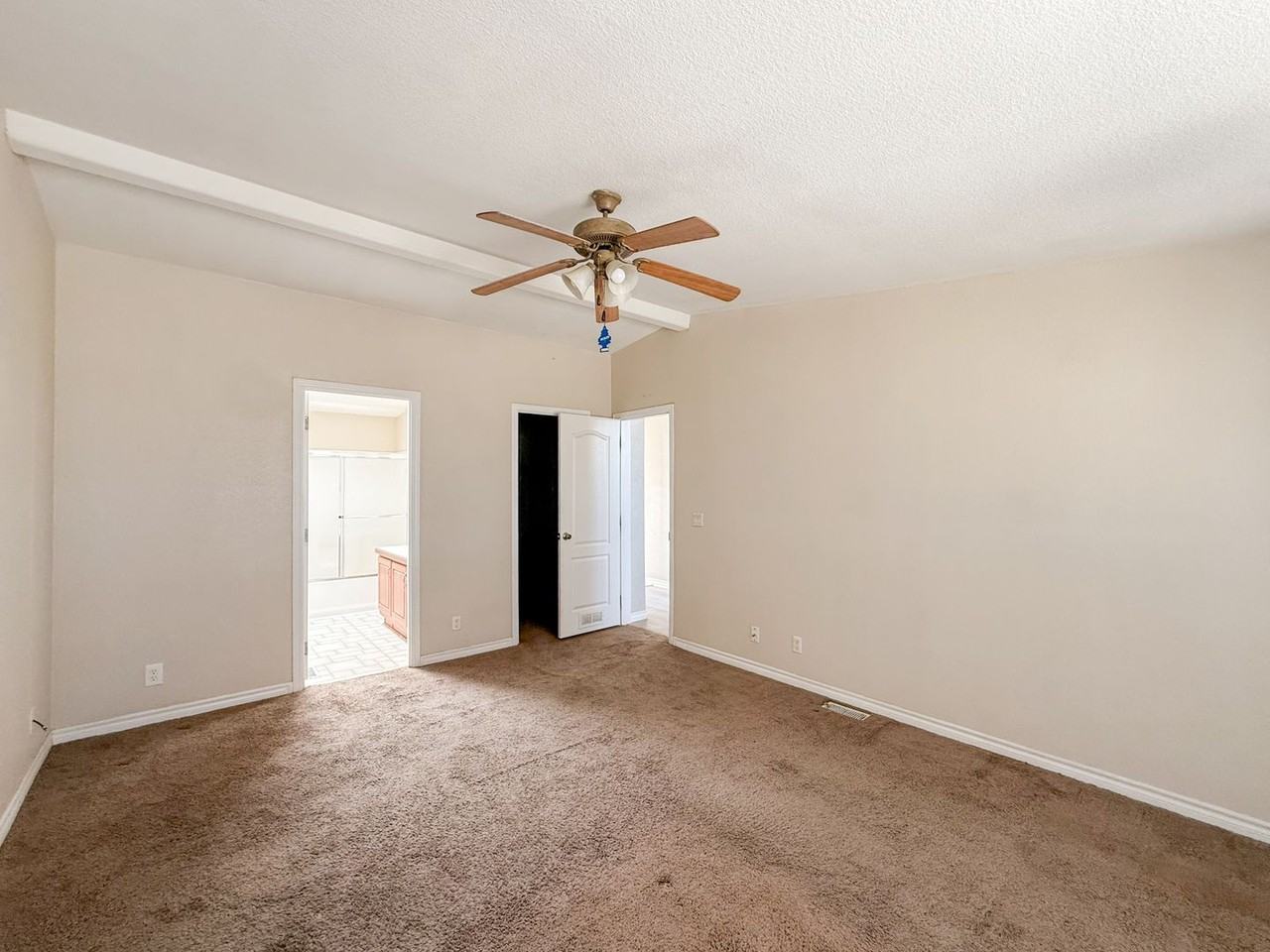 74804 Amboy Rd - Photo 4 of 27