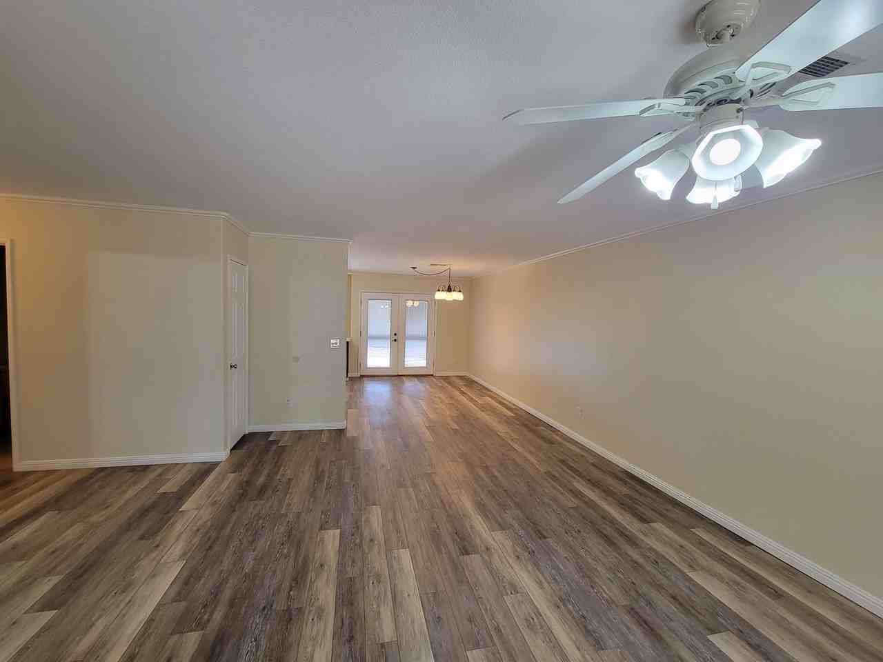 1099 Walnut St - Photo 3 of 22