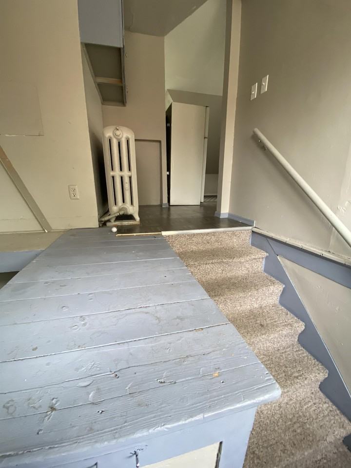 1320 1st Ave NW - Photo 7 of 33