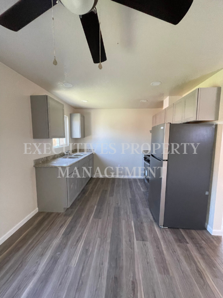 1690 Stretch Rd - Photo 2 of 16