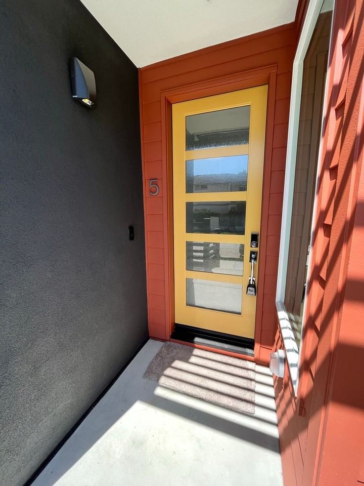 510 S Cleveland St - Photo 3 of 12