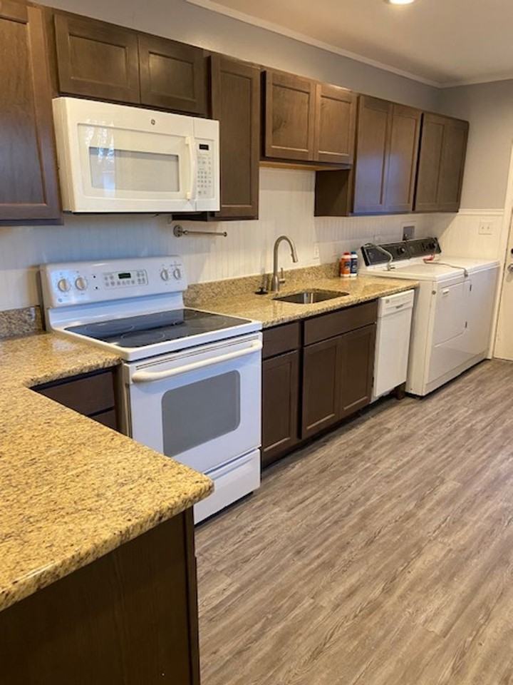 510 Lane St - Photo 2 of 10