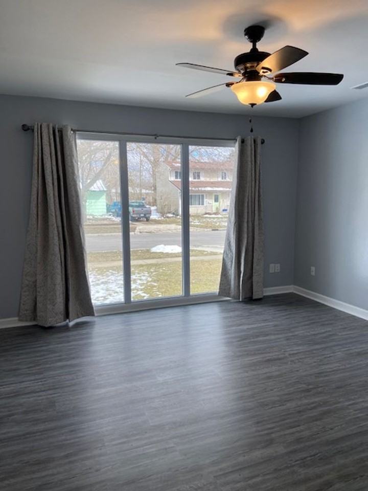 510 Lane St - Photo 4 of 10