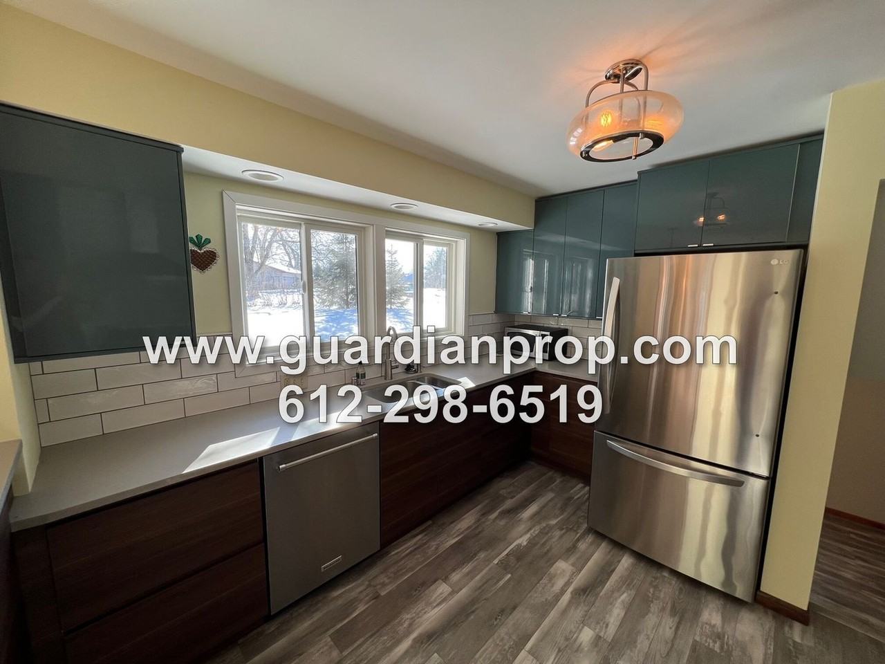 706 Roma Ave - Photo 7 of 29