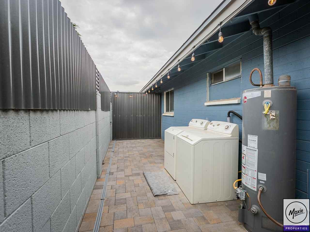 2214 S Granada Dr - Photo 2 of 8