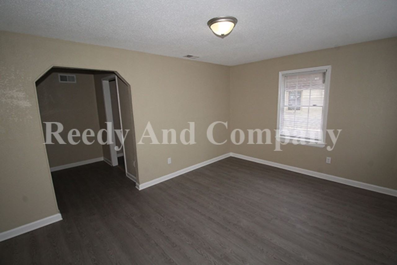 93 Eastview Drive - Photo 5 of 14