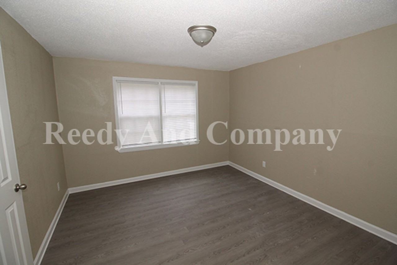 93 Eastview Drive - Photo 7 of 14