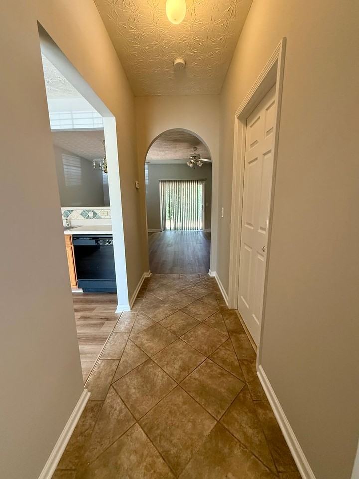 69 Pearl Chambers Drive - Photo 2 of 20