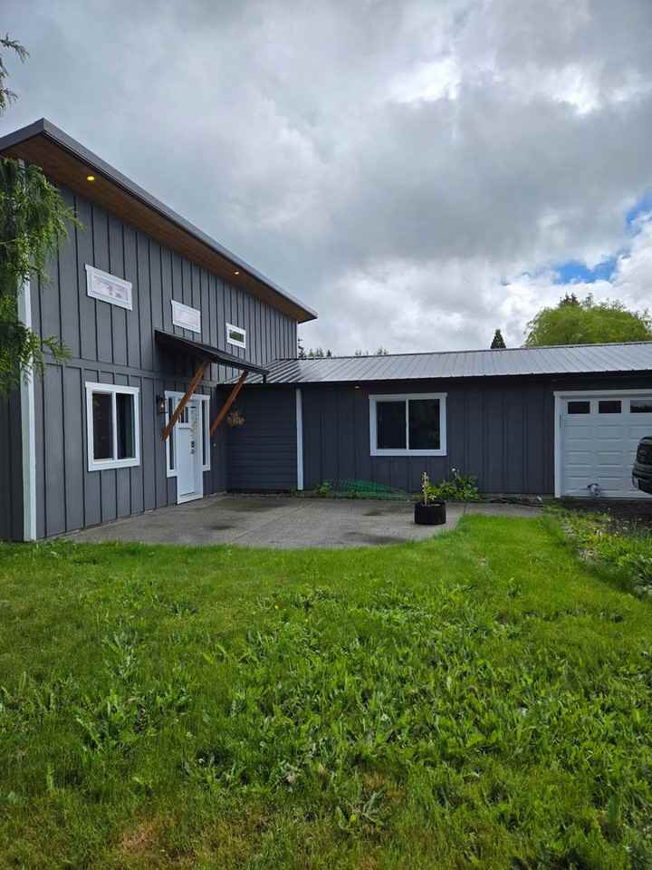 102 Hope St - Photo 2 of 19