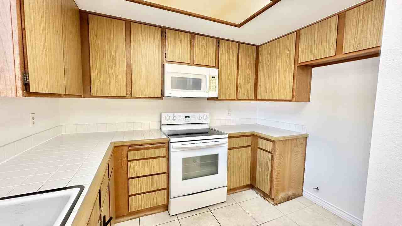 309 Ivy Ter - Photo 7 of 30