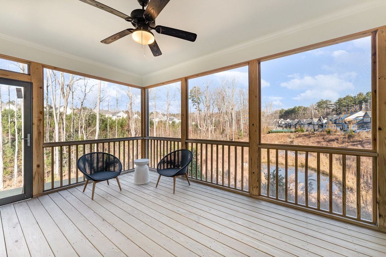 210 Monteith Dr - Photo 3 of 50