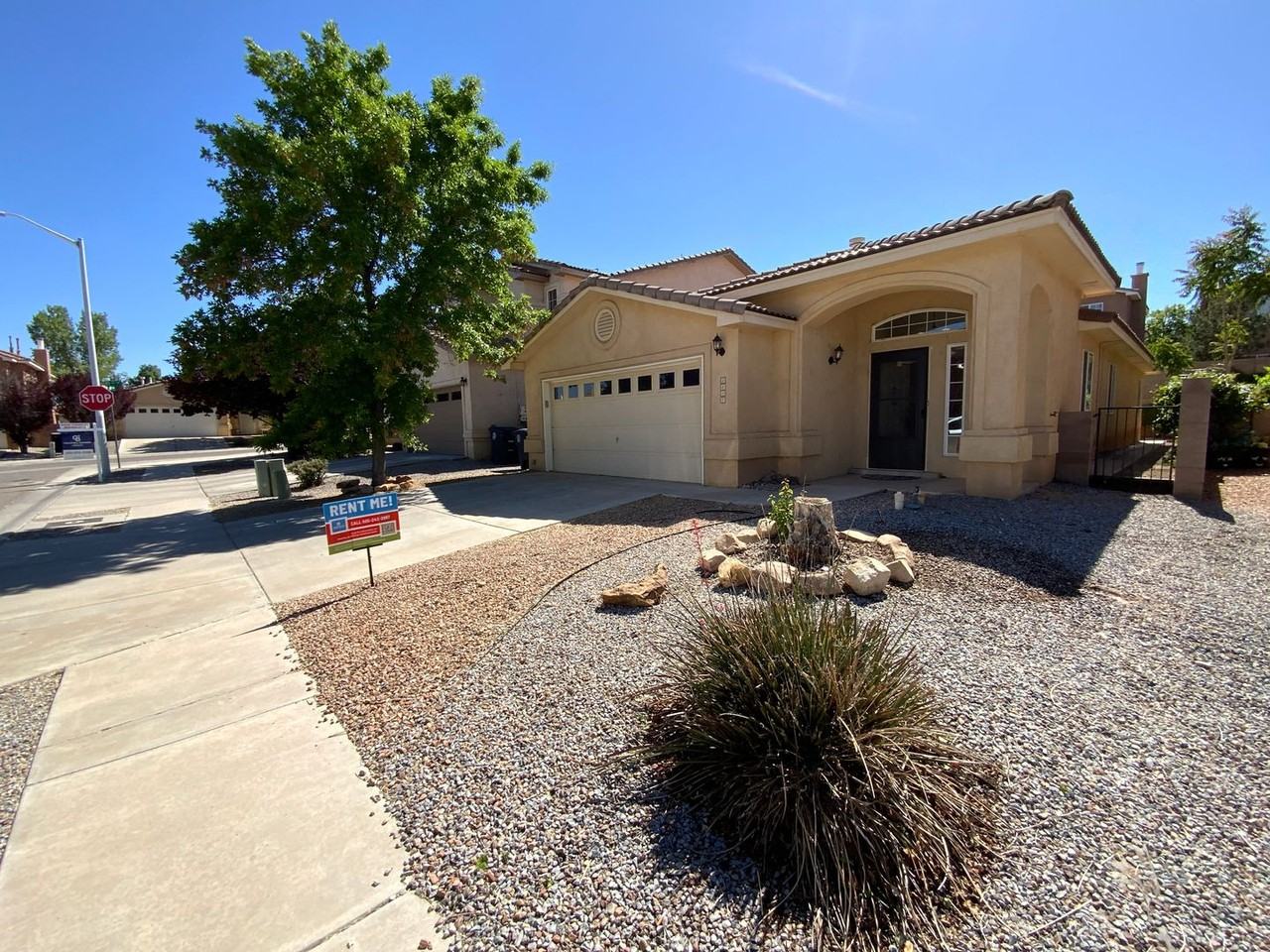 4827 Mcnary Ct Nw - Photo 2 of 31