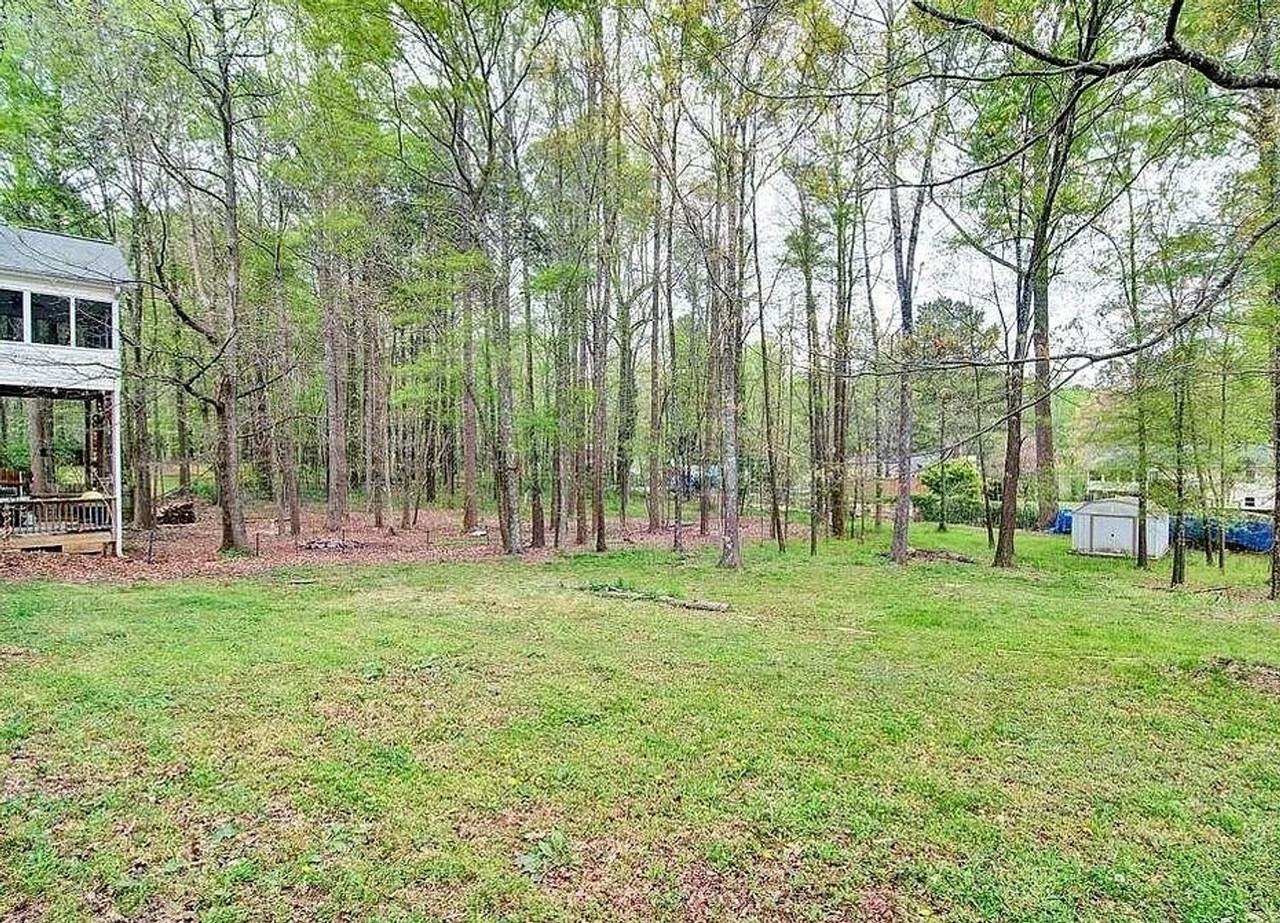 115 Barrett Springs Dr - Photo 2 of 18