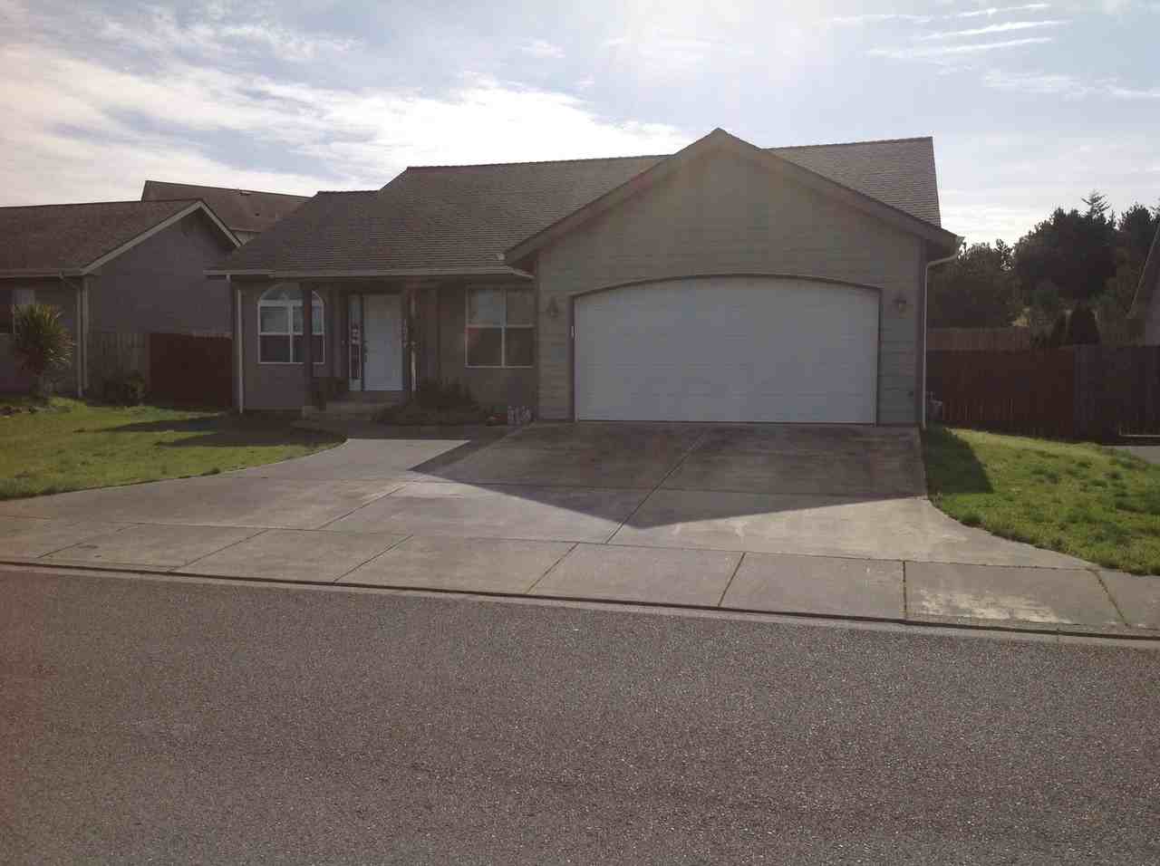 1947 Channel St - Photo 3 of 19