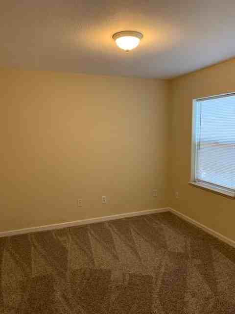 619 Elko Ave - Photo 3 of 9