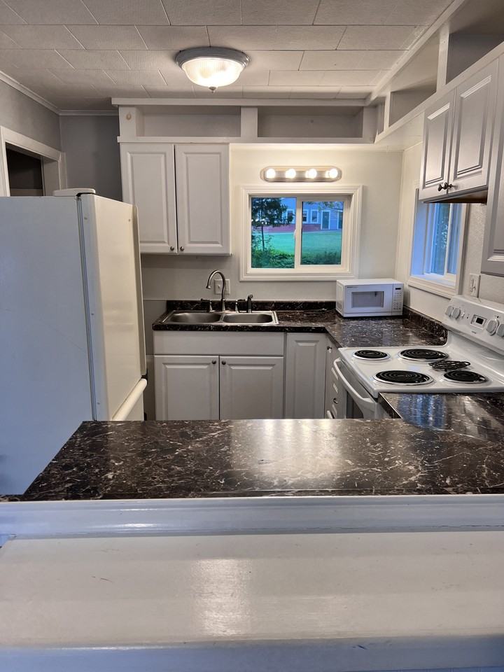 35 Forest Avenue - Photo 2 of 16