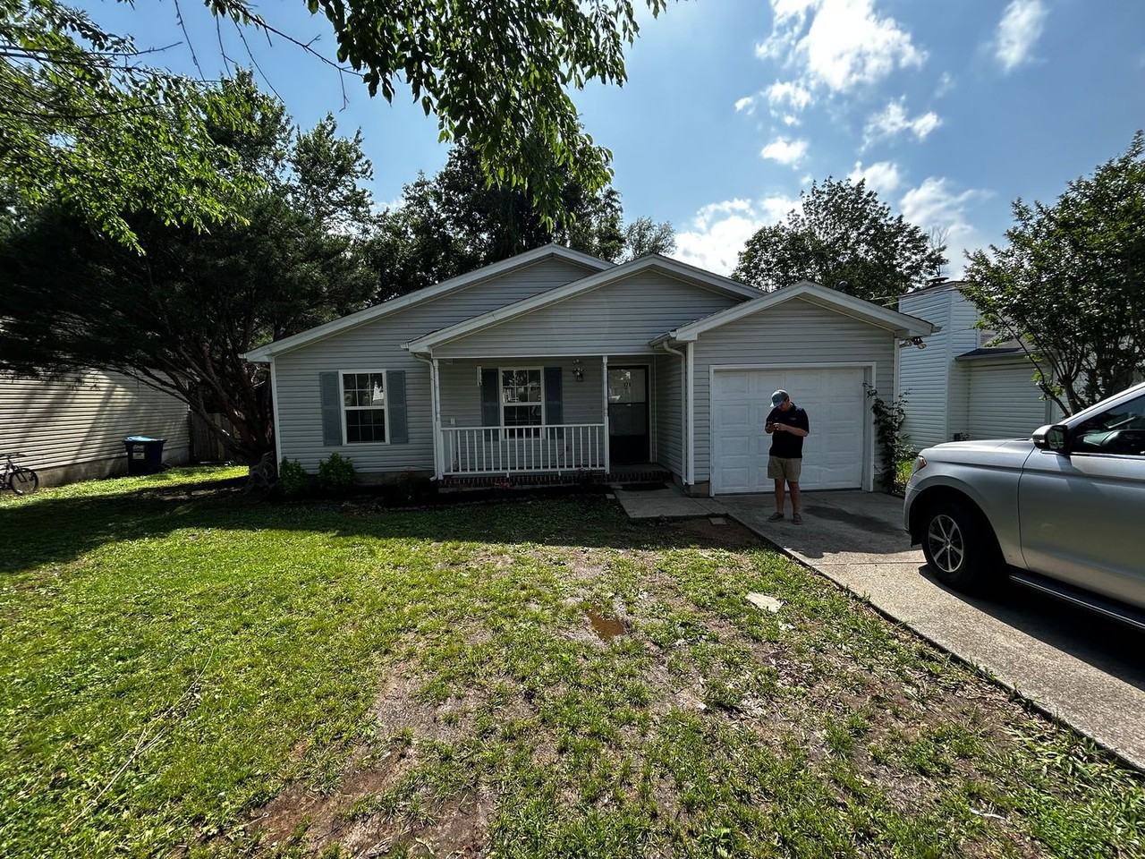 526 Cedar Park Cir - Photo 3 of 33