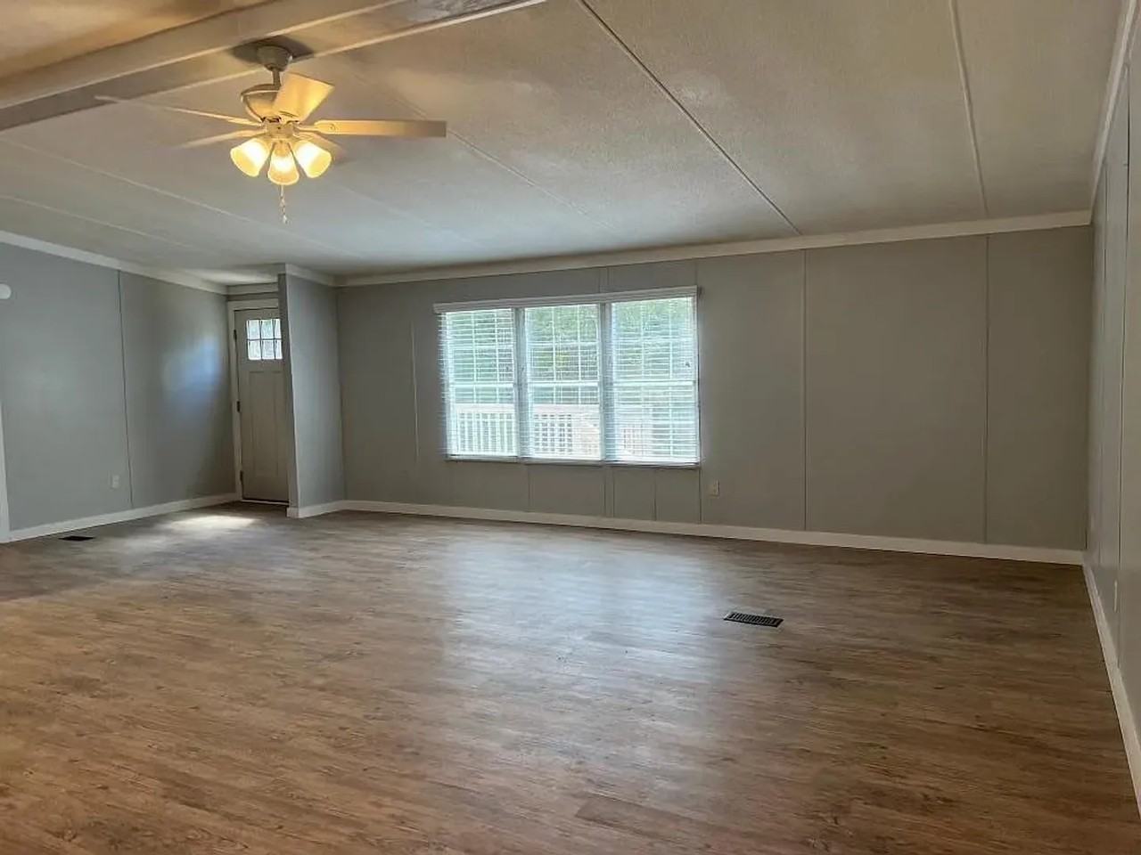 120 E 1st Pl - Photo 3 of 14