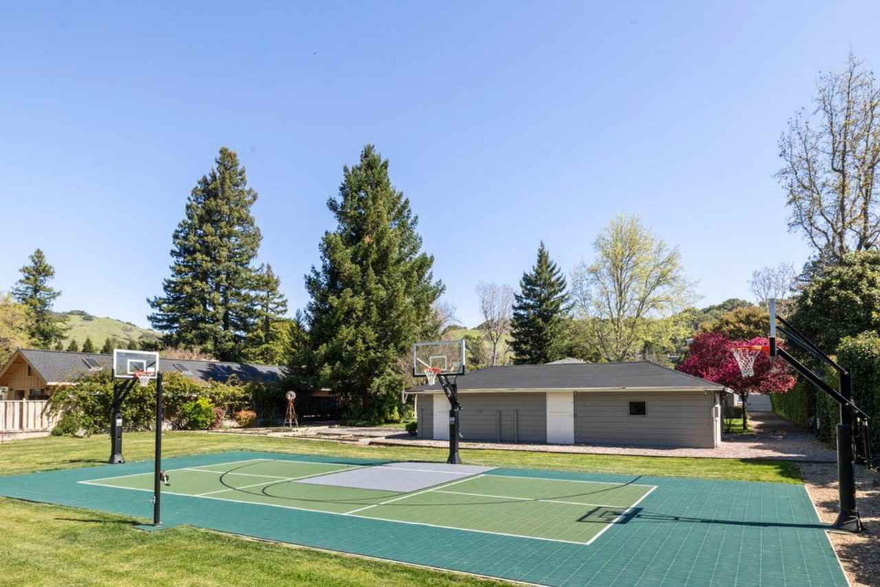 1321 Butterfield Rd - Photo 2 of 47