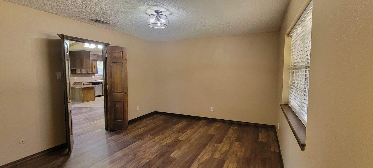 1412 Wilshire Blvd - Photo 2 of 29