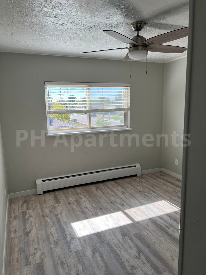 1350 North Moline Street - Photo 6 of 44