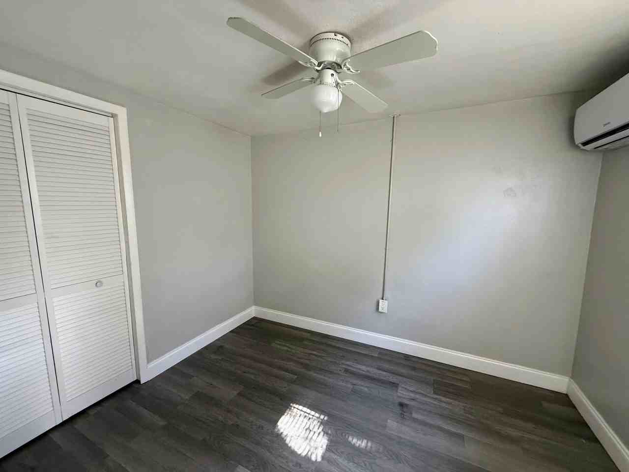 1026 - 1036 19th Street South - Photo 7 of 9