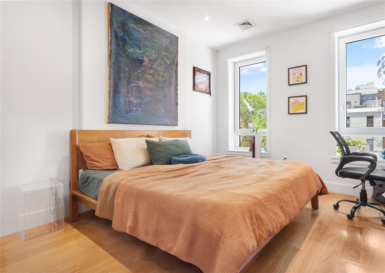 297 Clifton Pl #3 - Photo 4 of 9