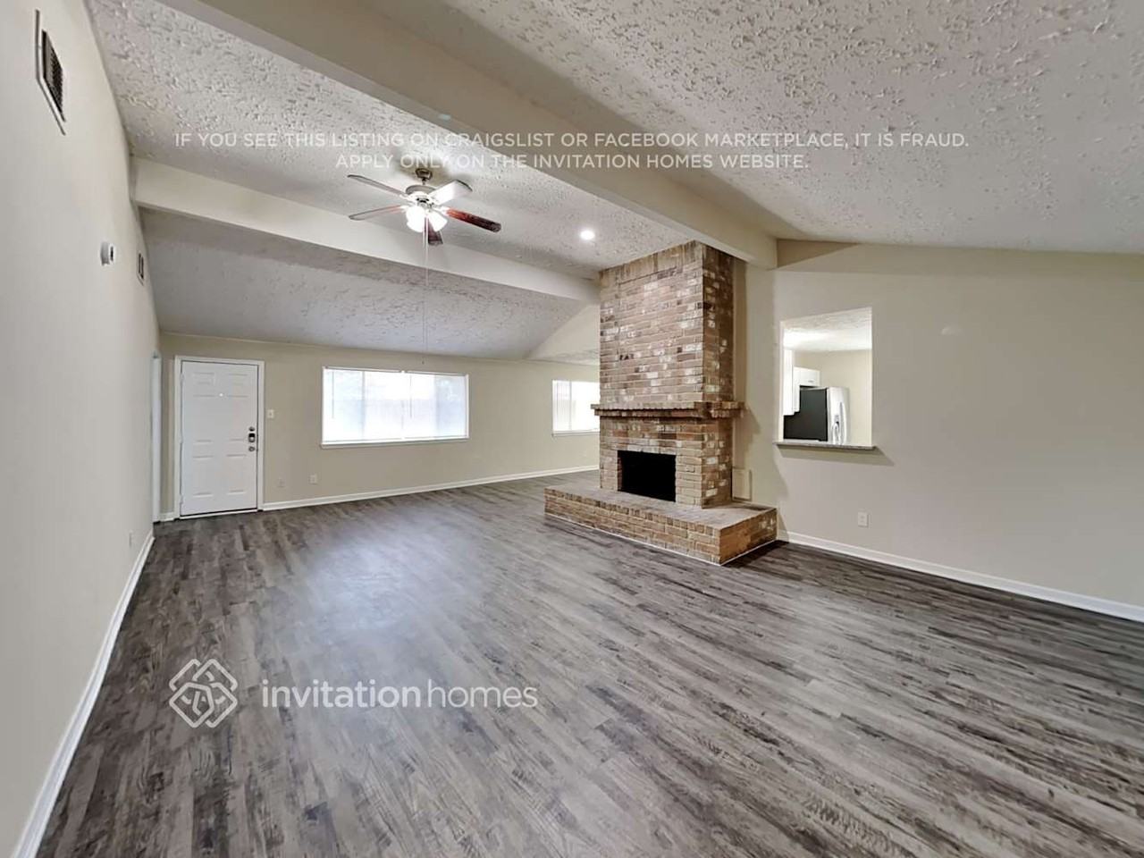 2622 Broomsedge Dr - Photo 4 of 19