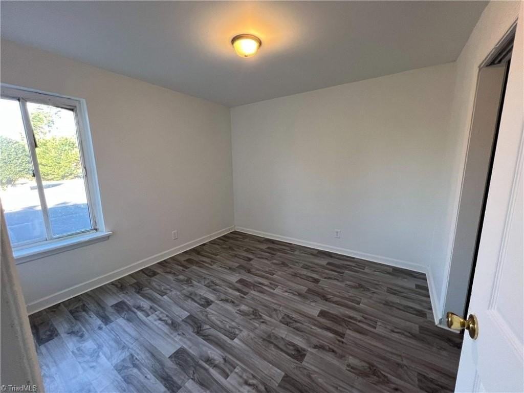 1205 Hutton St - Photo 6 of 9