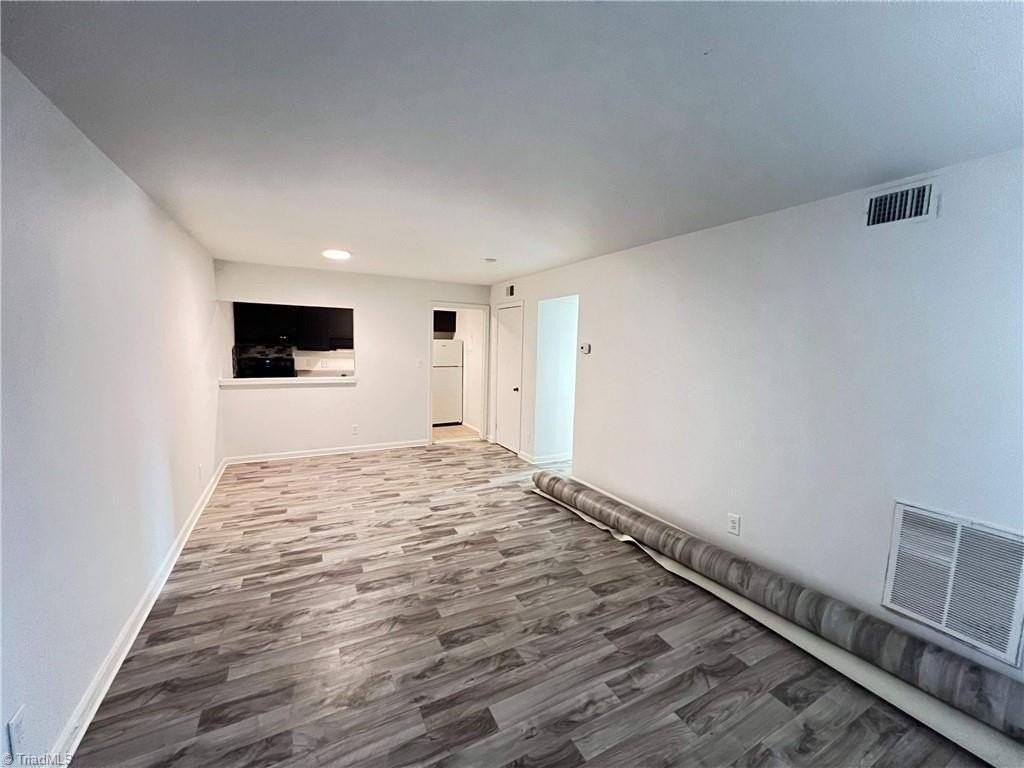 1205 Hutton St - Photo 7 of 9