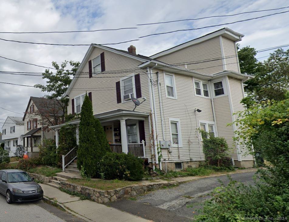 56 Horton St ##2 - Photo 3 of 8