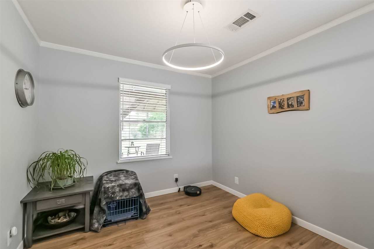 10414 Woodwind Dr - Photo 6 of 24